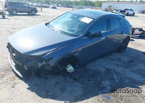 2025 Mazda Mazda3 Hatchback 2.5 Turbo Premium Plus z USA, uszkodzony, nr VIN JM1BPBNY2S1756151